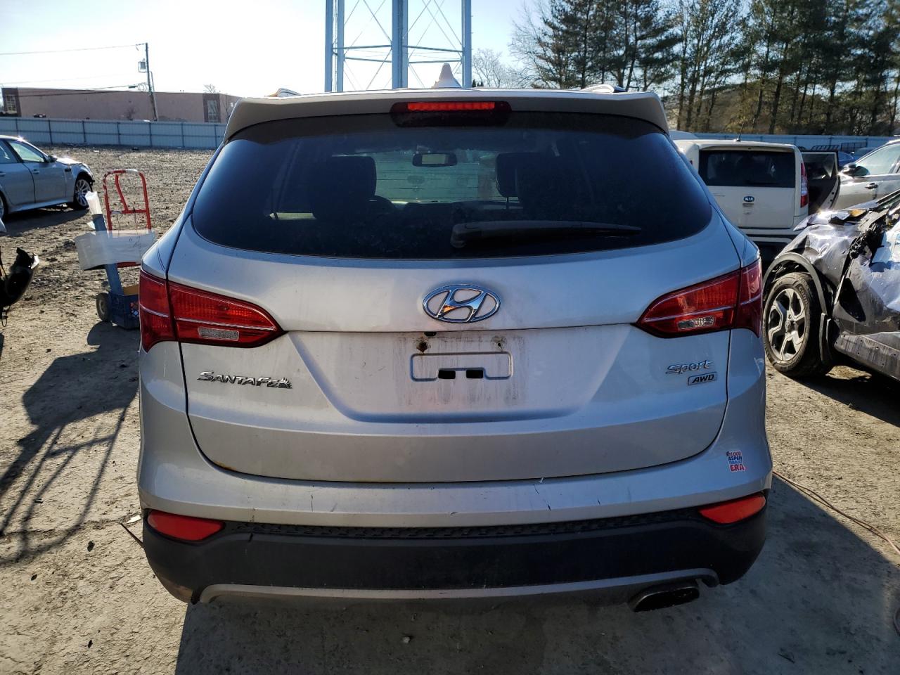 2014 Hyundai Santa Fe - Image 6
