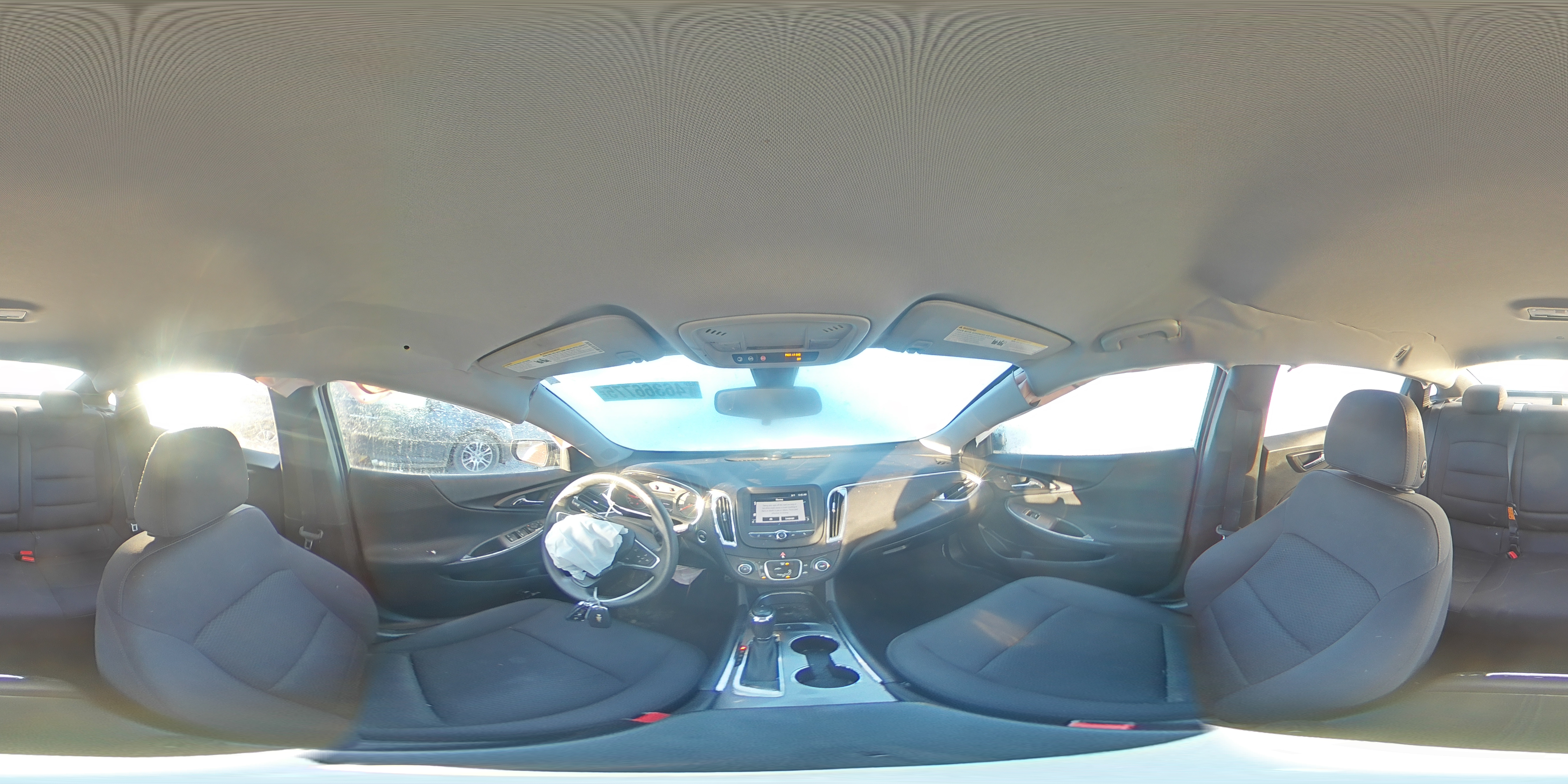 2018 Chevrolet Malibu - Image 13