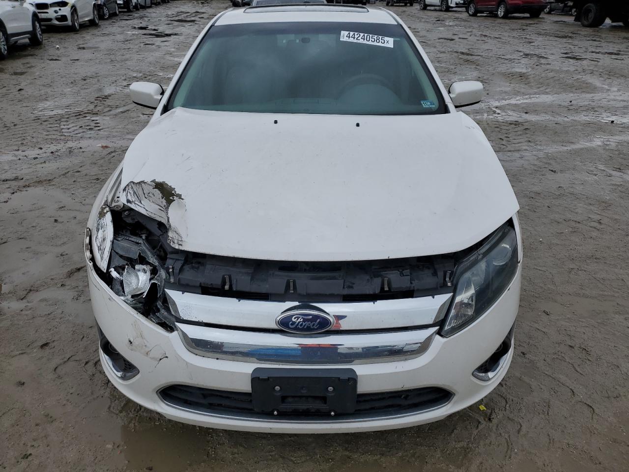 2010 Ford Fusion - Image 5