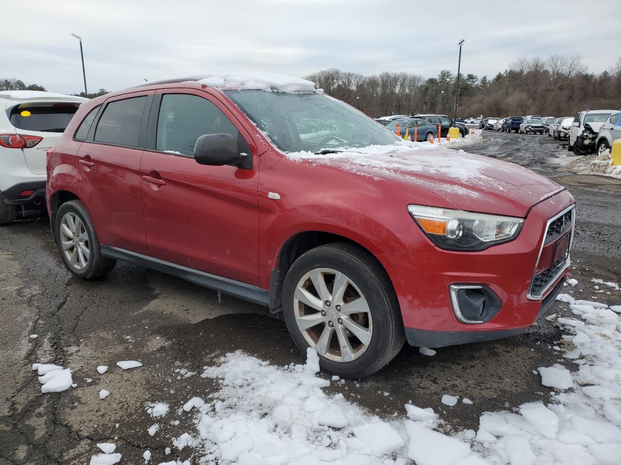 2015 Mitsubishi Outlander - Image 4