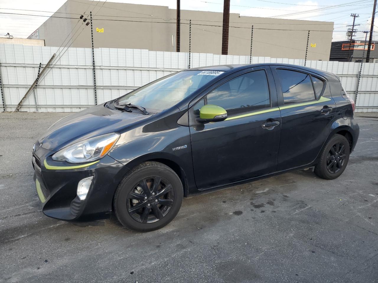 2016 Toyota Prius - Image 1