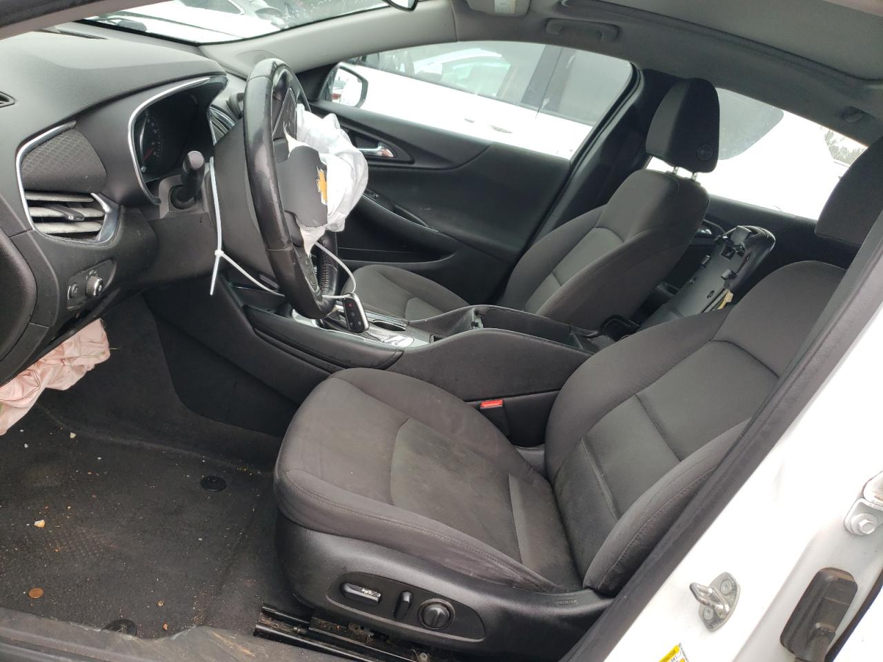 2017 Chevrolet Malibu - Image 7