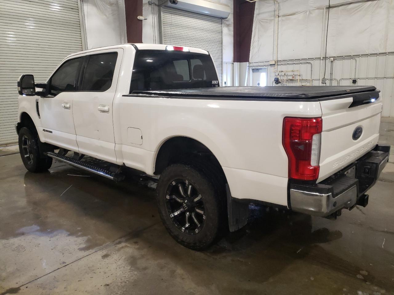 2017 Ford F350 - Image 2