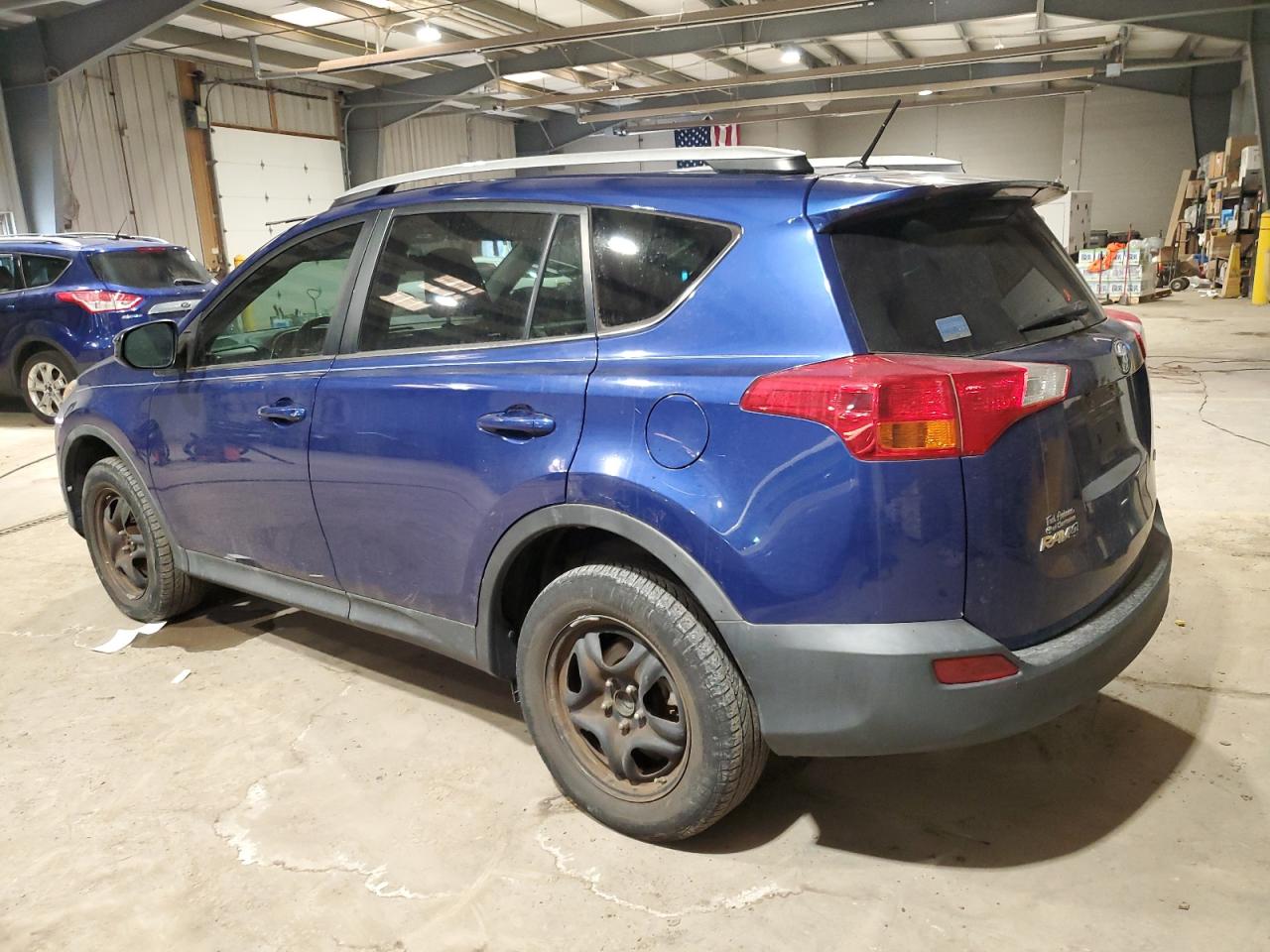 2015 Toyota RAV 4 - Image 2