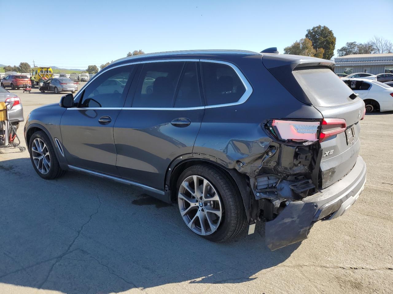 2022 BMW X5 - Image 2