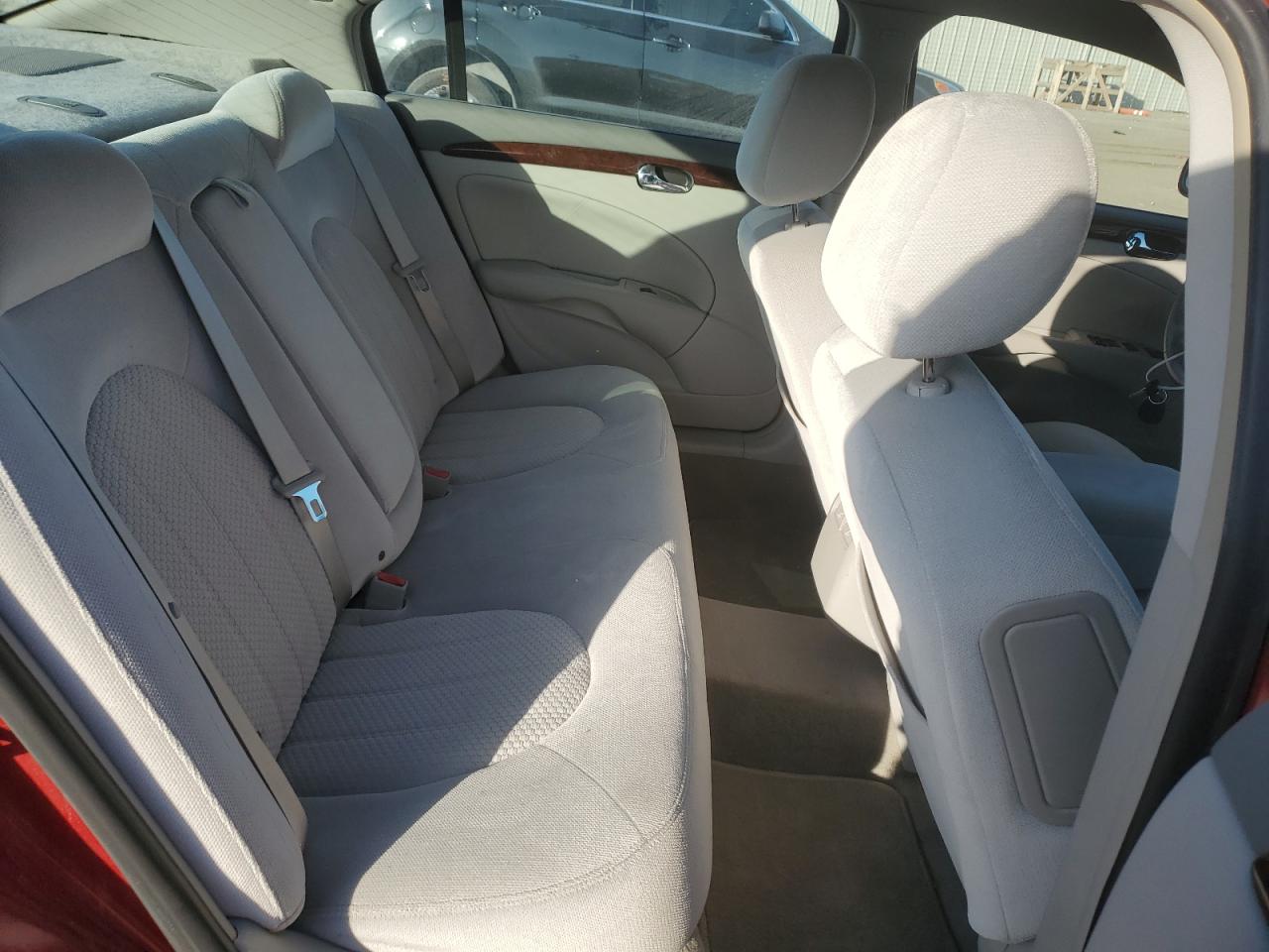 2011 Buick Lucerne - Image 10