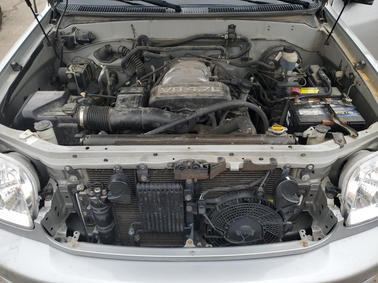 2003 Toyota Sequoia - Image 13