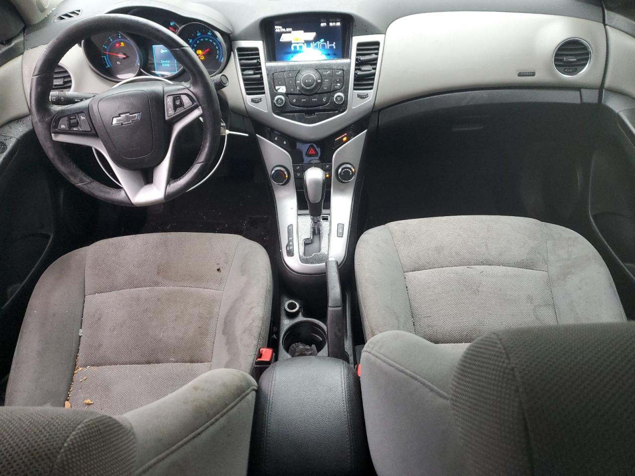 2013 Chevrolet Cruze - Image 8