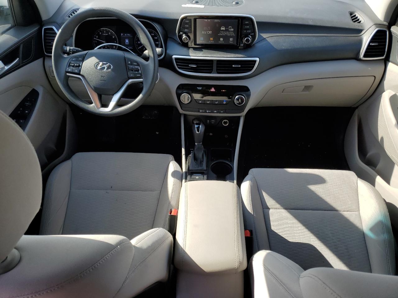 2021 Hyundai Tucson - Image 8