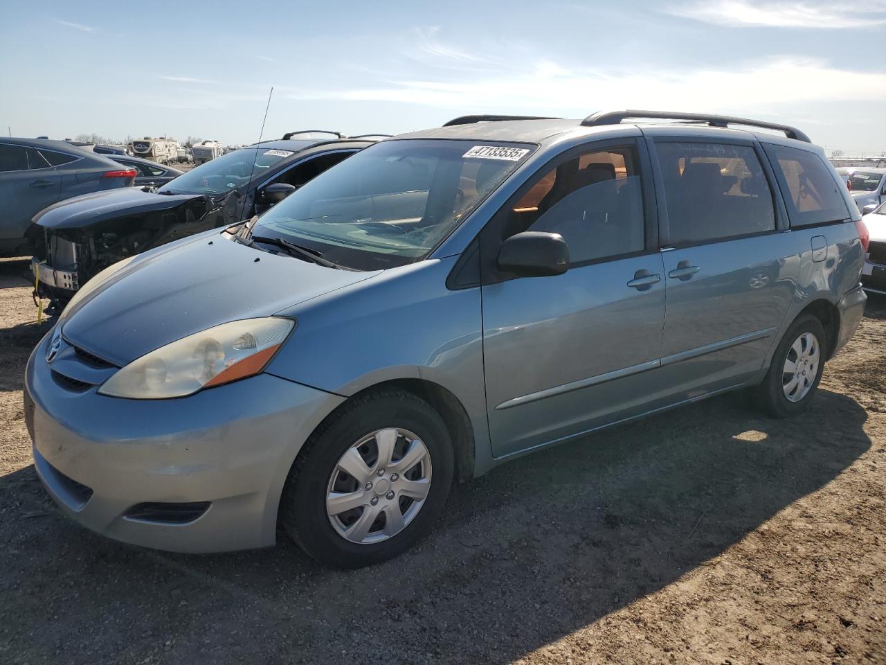 2010 Toyota Sienna - Image 1