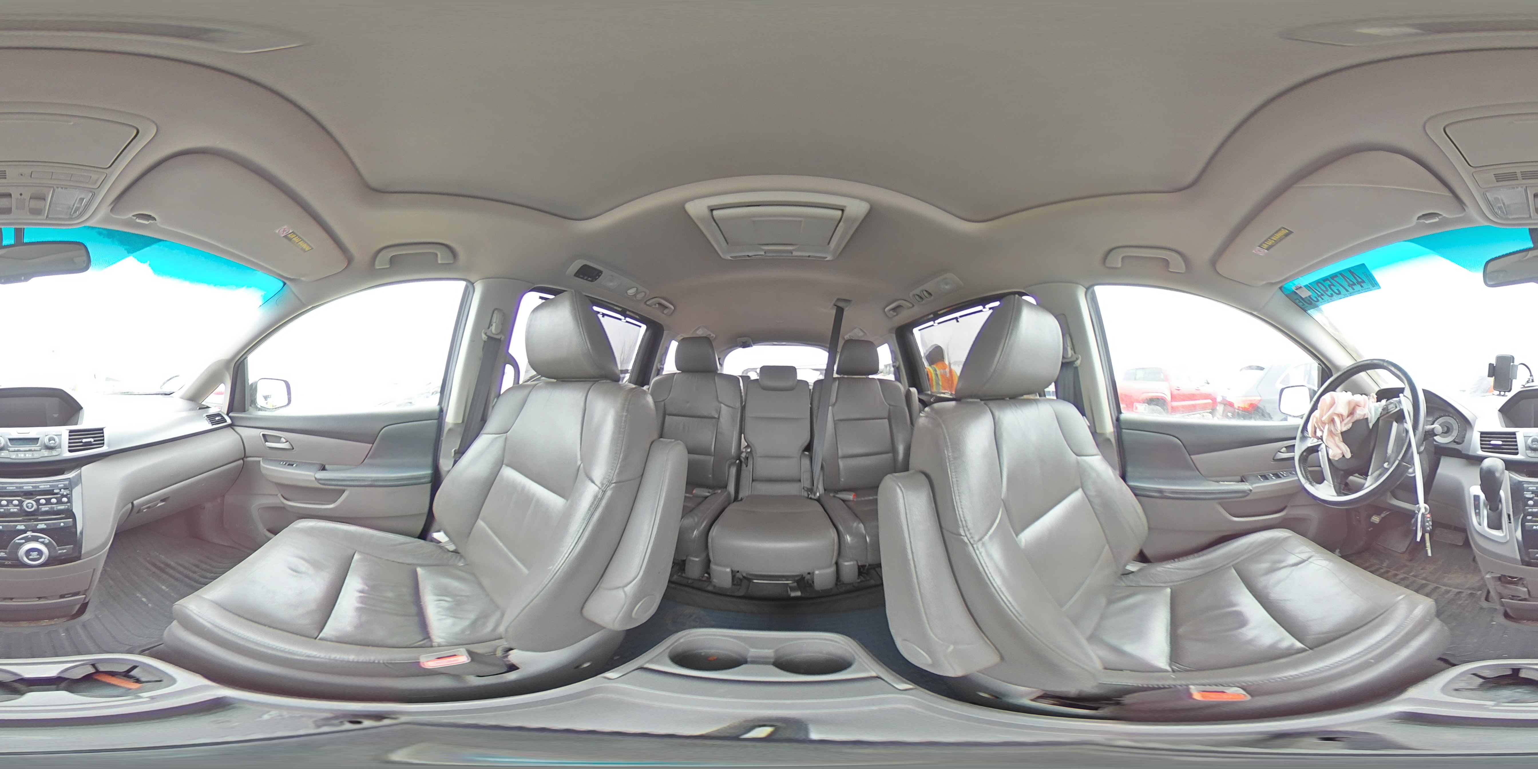 2012 Honda Odyssey - Image 14