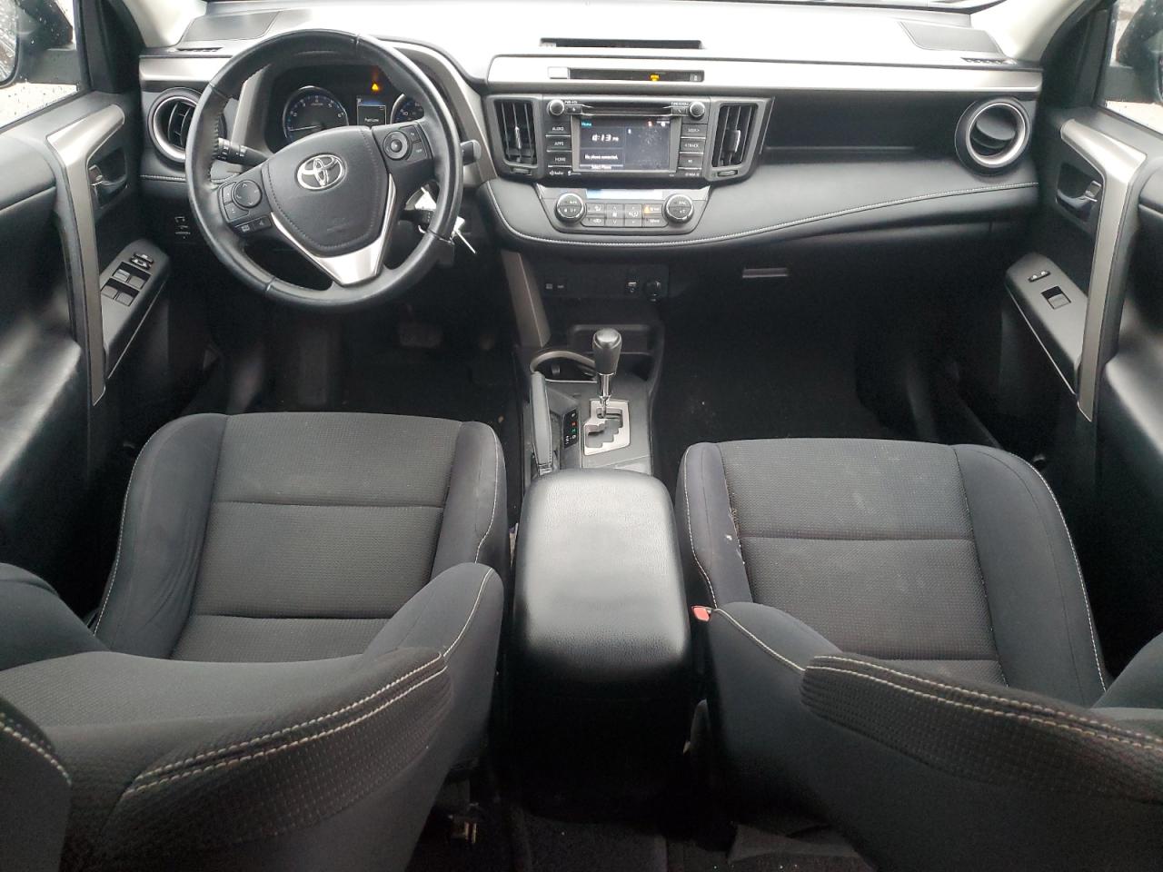 2016 Toyota RAV 4 - Image 8