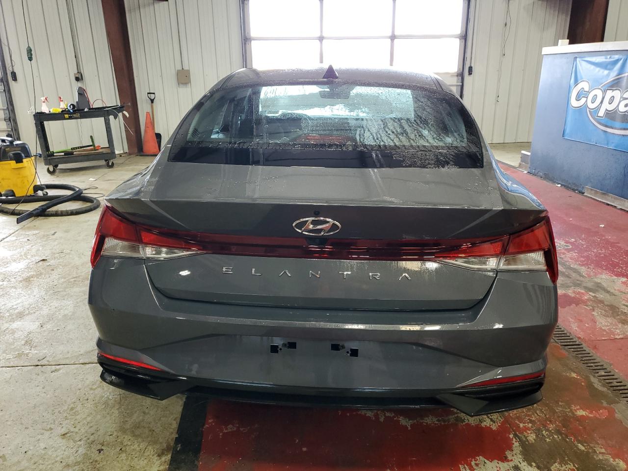2023 Hyundai Elantra - Image 6