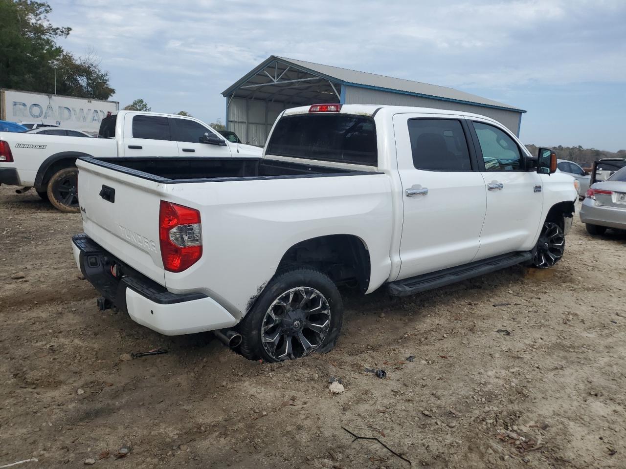 2014 Toyota Tundra - Image 3