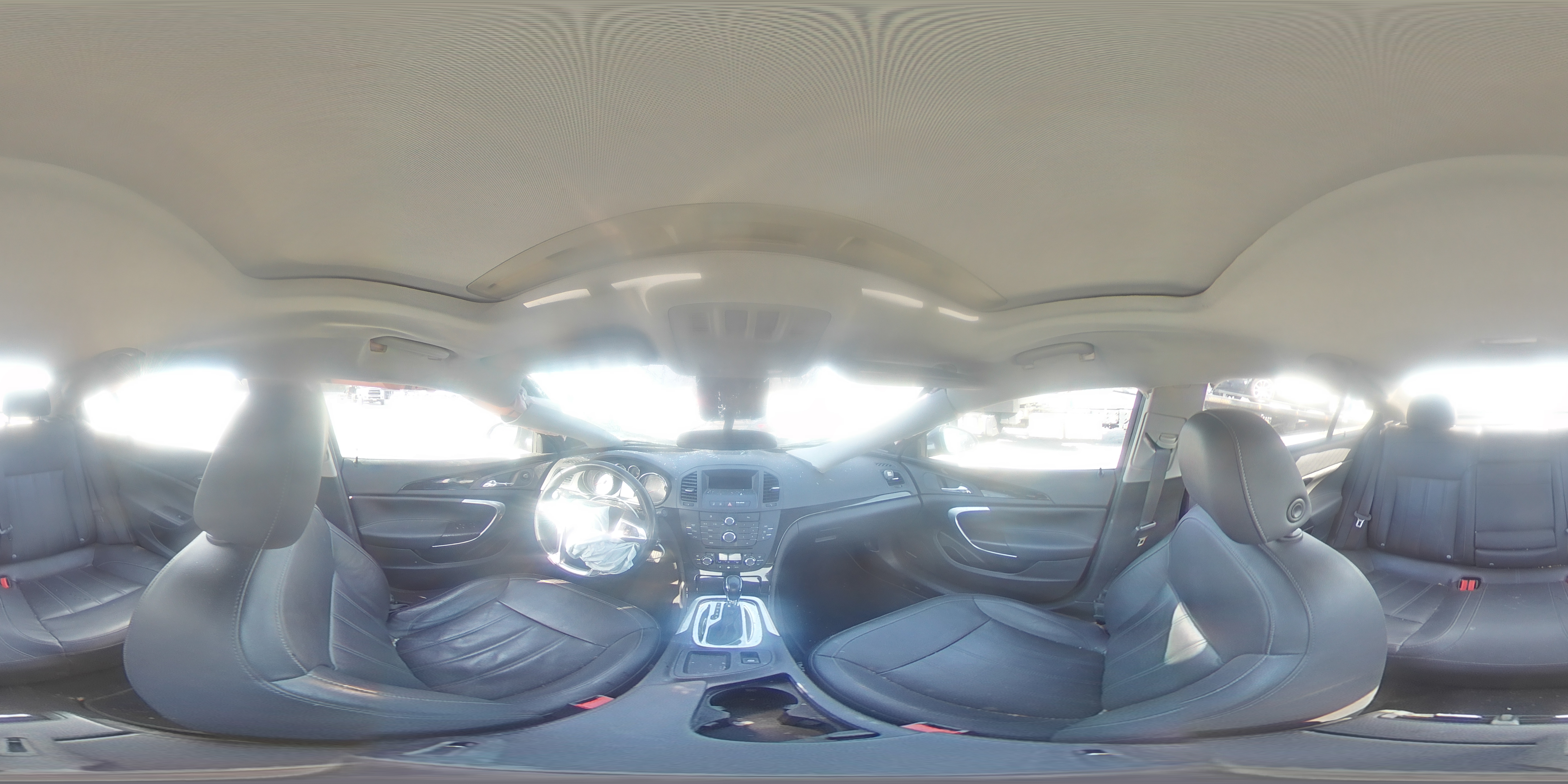 2011 Buick Regal - Image 12