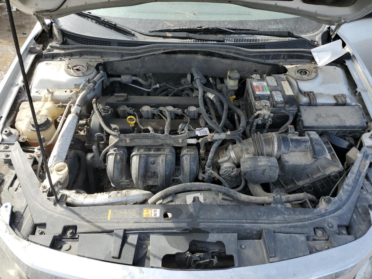 2012 Ford Fusion - Image 13