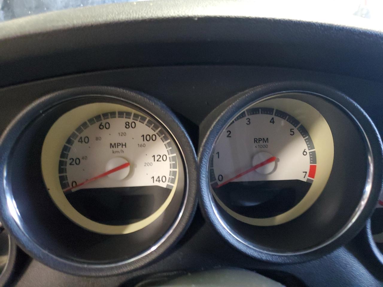 2010 Dodge Charger - Image 9