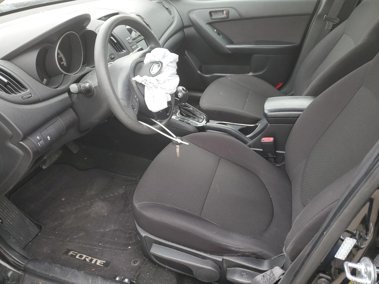 2012 Kia Forte - Image 7