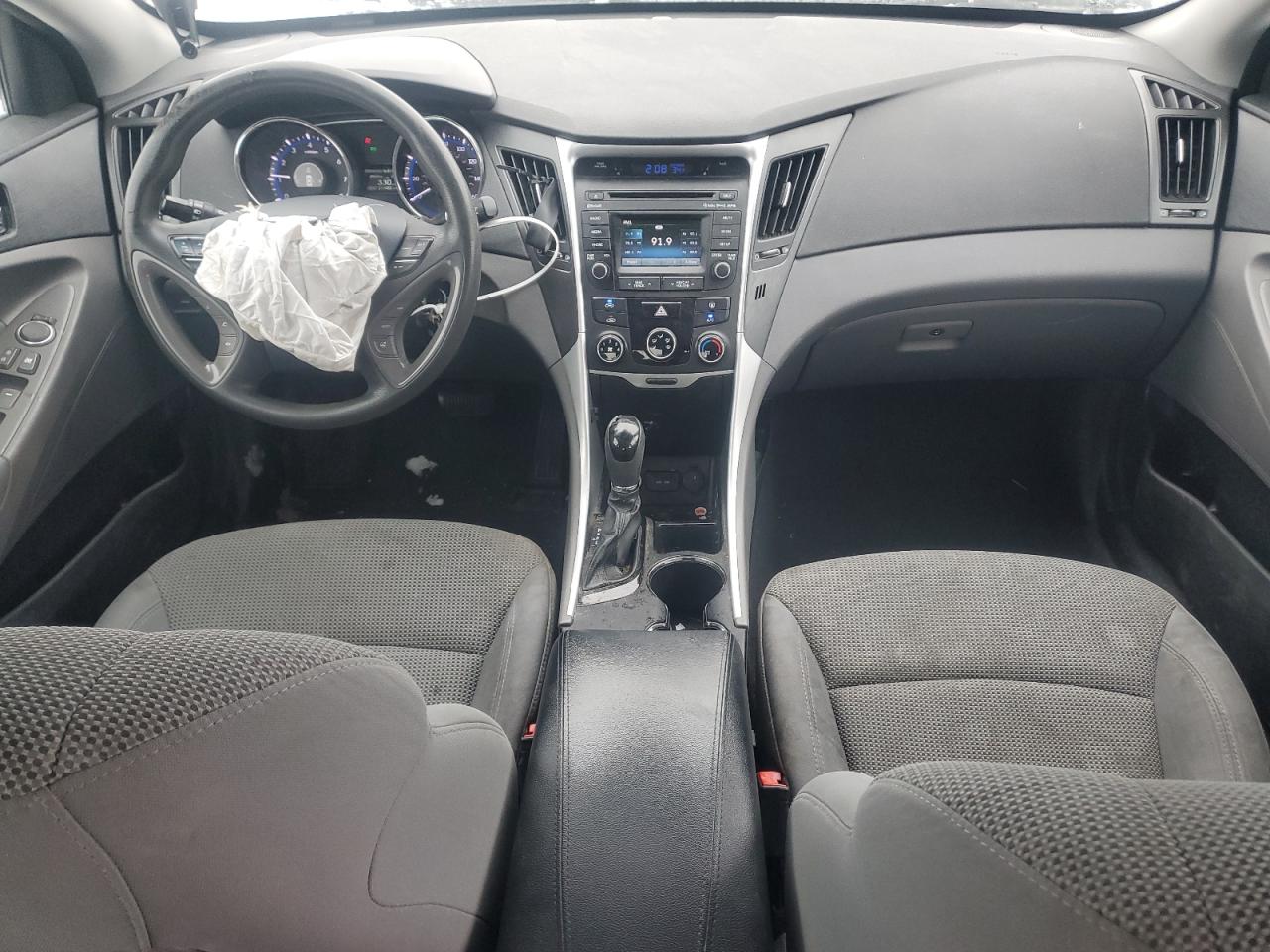 2014 Hyundai Sonata - Image 8