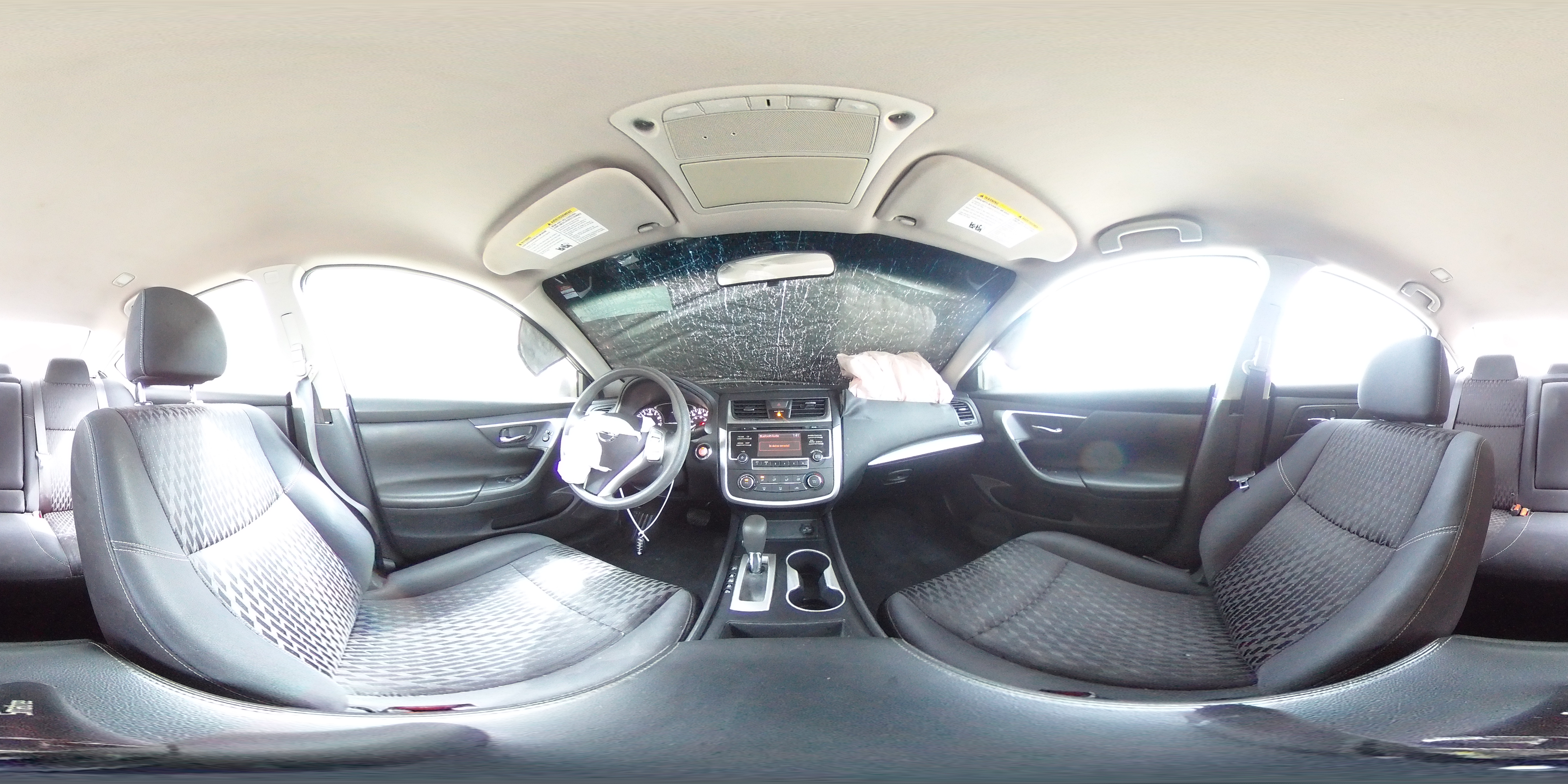 2017 Nissan Altima - Image 13