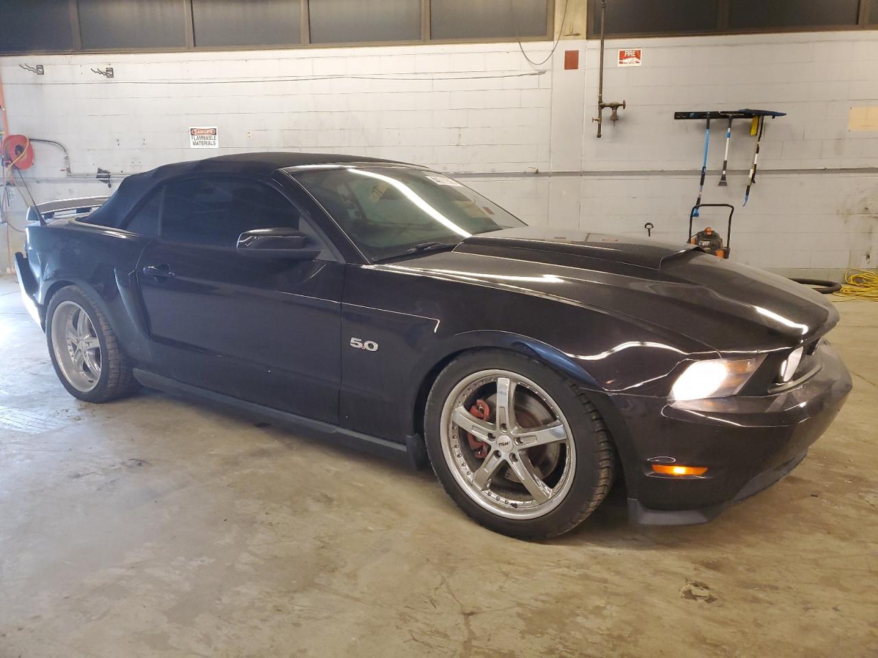 2012 Ford Mustang - Image 4