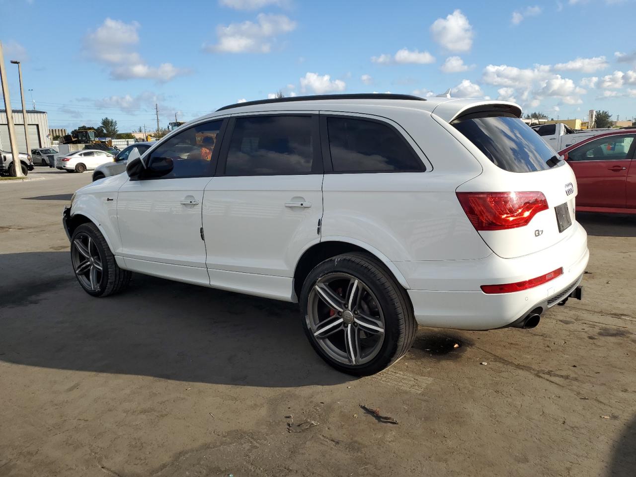 2014 Audi Q7 - Image 2