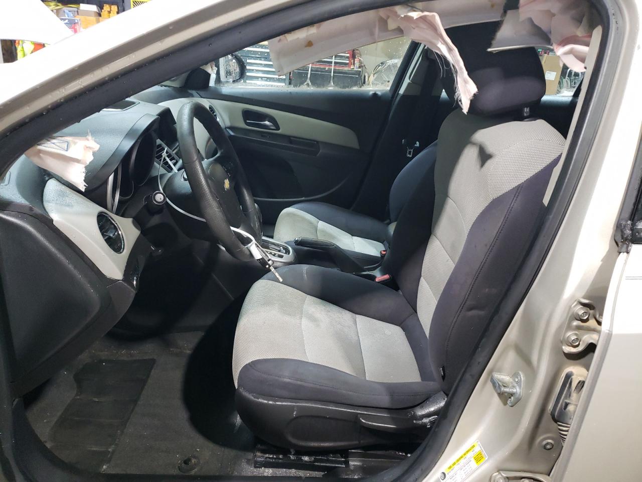 2013 Chevrolet Cruze - Image 7