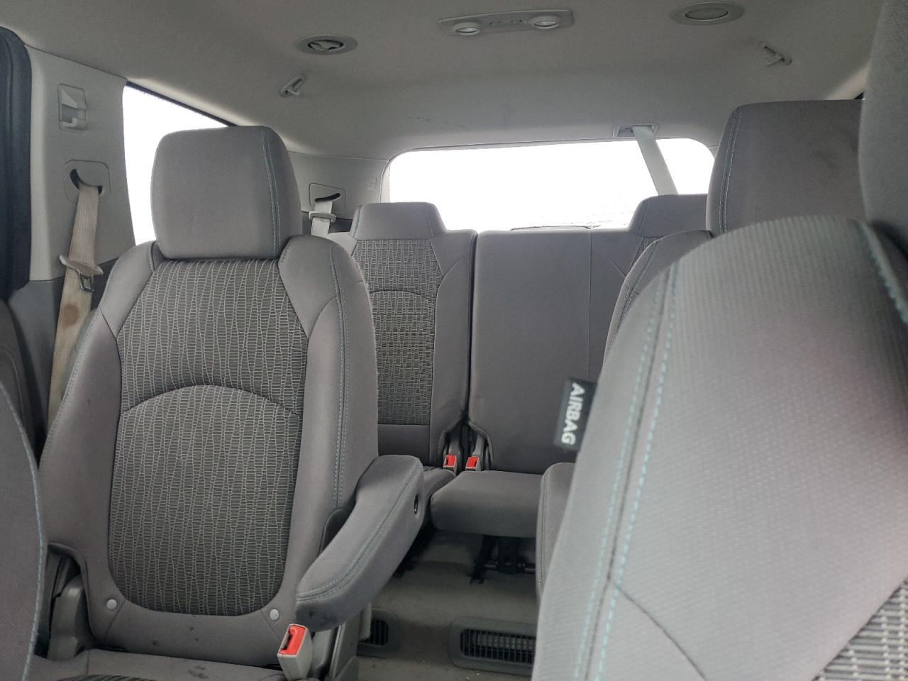 2016 Chevrolet Traverse - Image 10