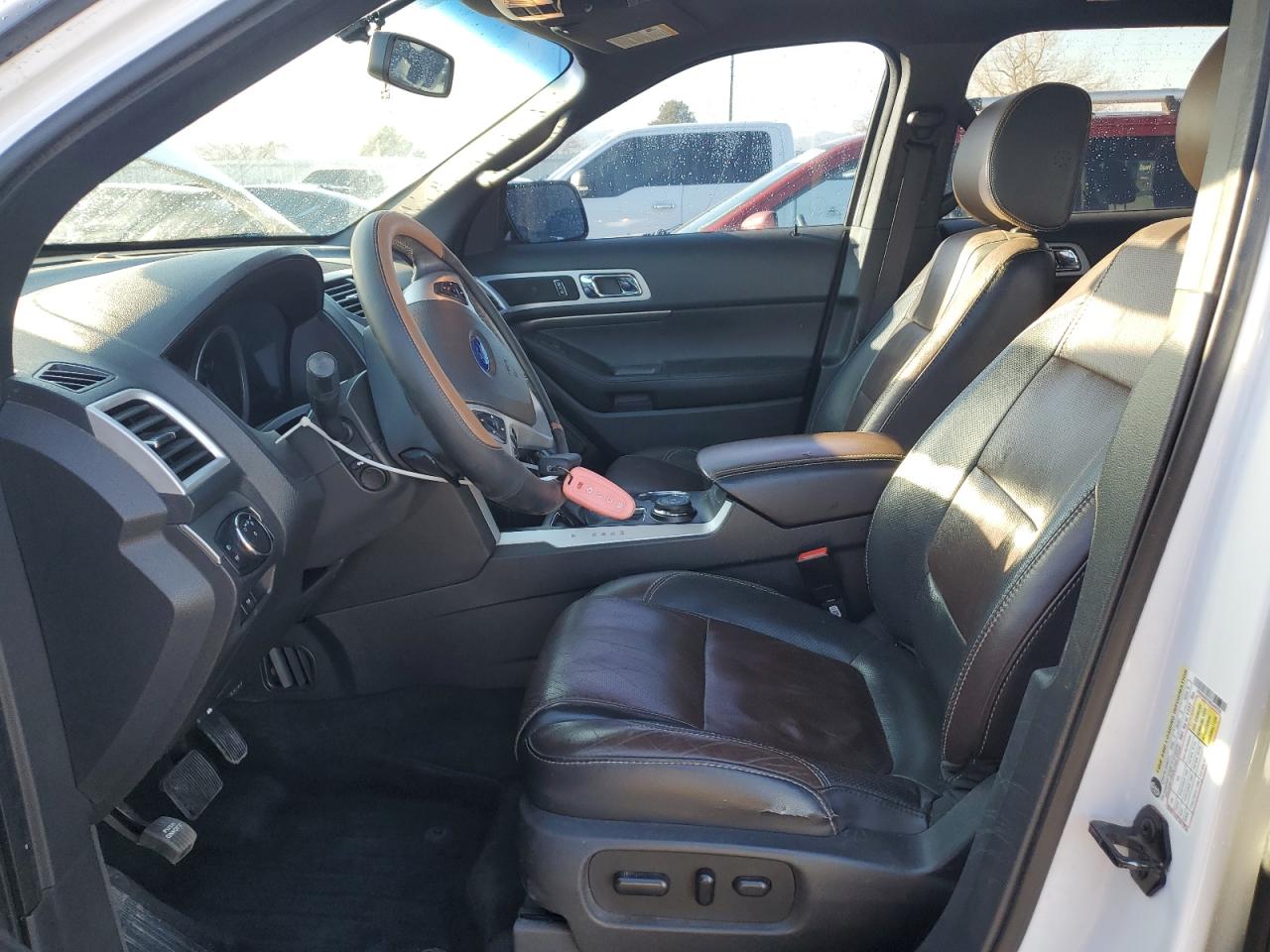 2014 Ford Explorer - Image 7