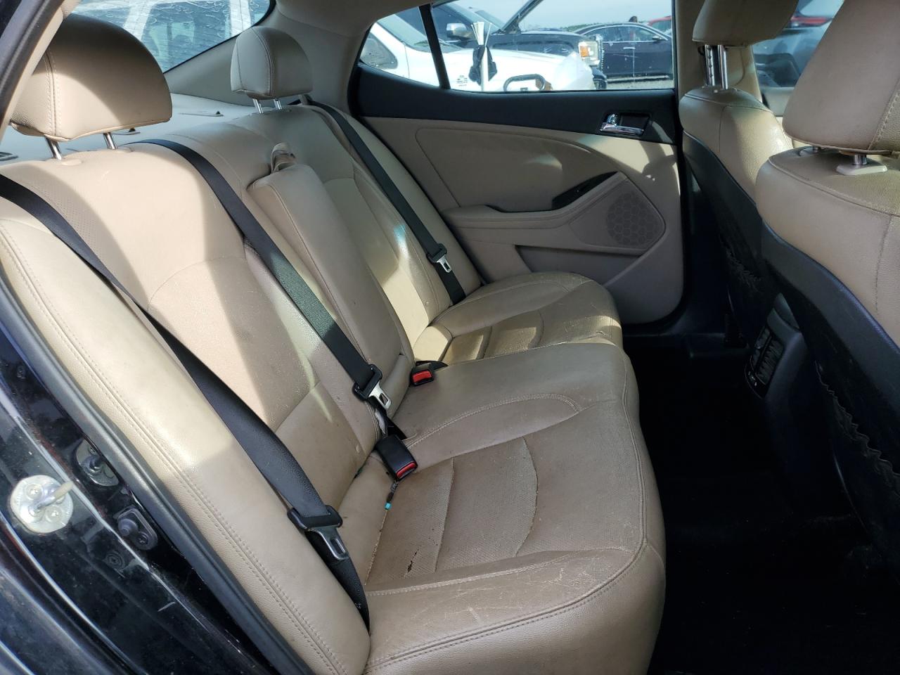 2013 Kia Optima - Image 10