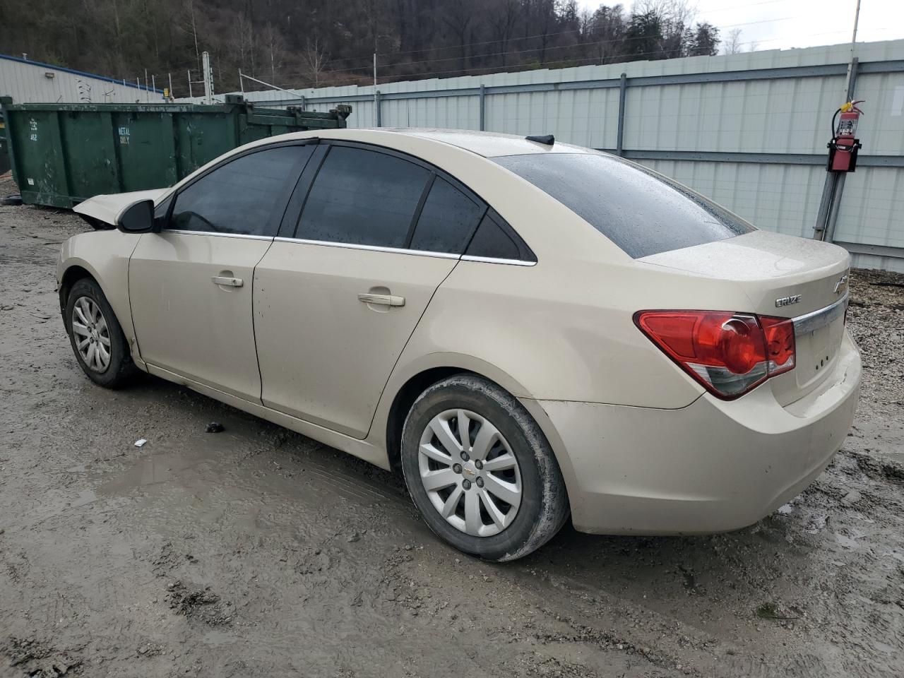 2011 Chevrolet Cruze - Image 2