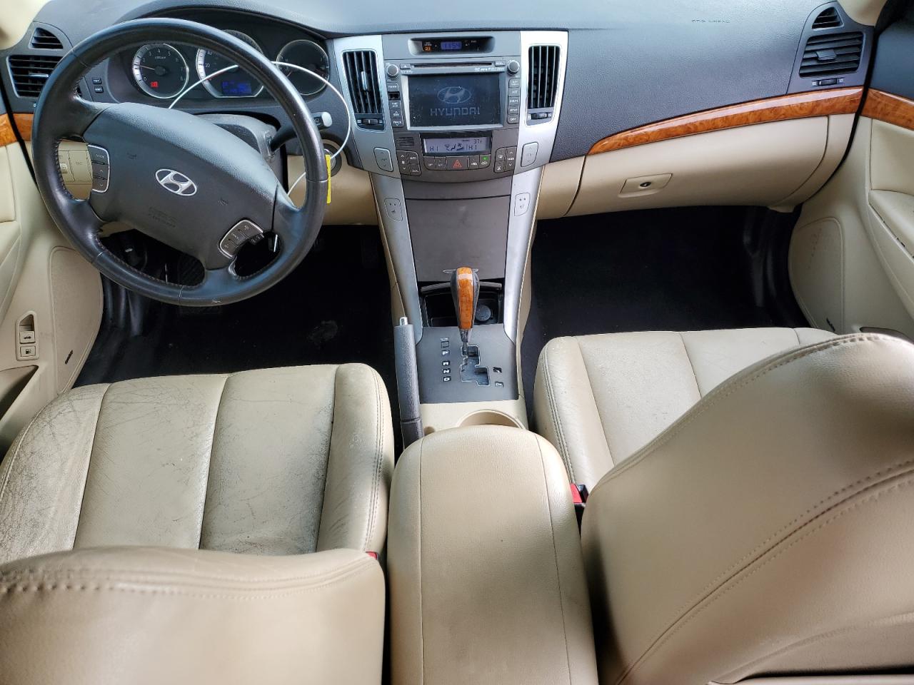 2009 Hyundai Sonata - Image 8