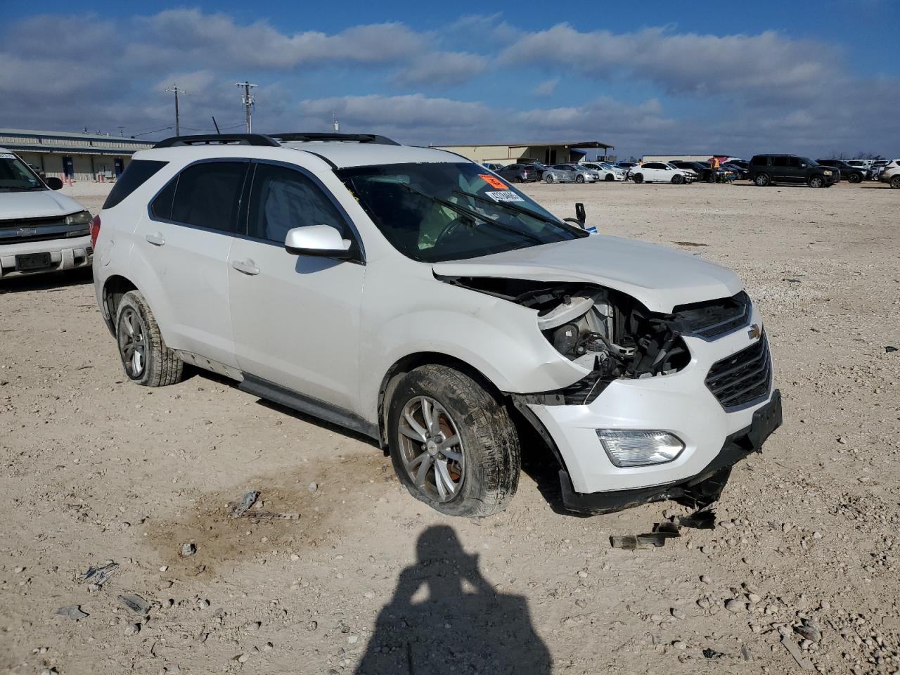 2016 Chevrolet Equinox - Image 4