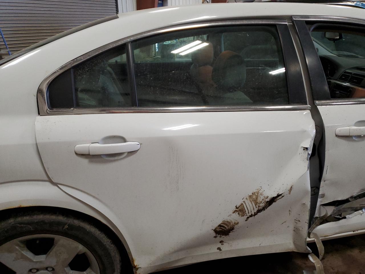 2009 Saturn Aura - Image 10
