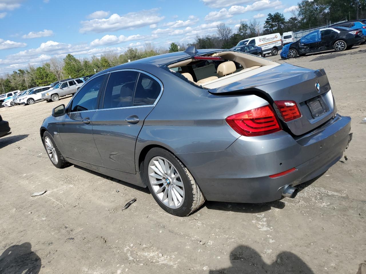 2011 BMW 5er - Image 2