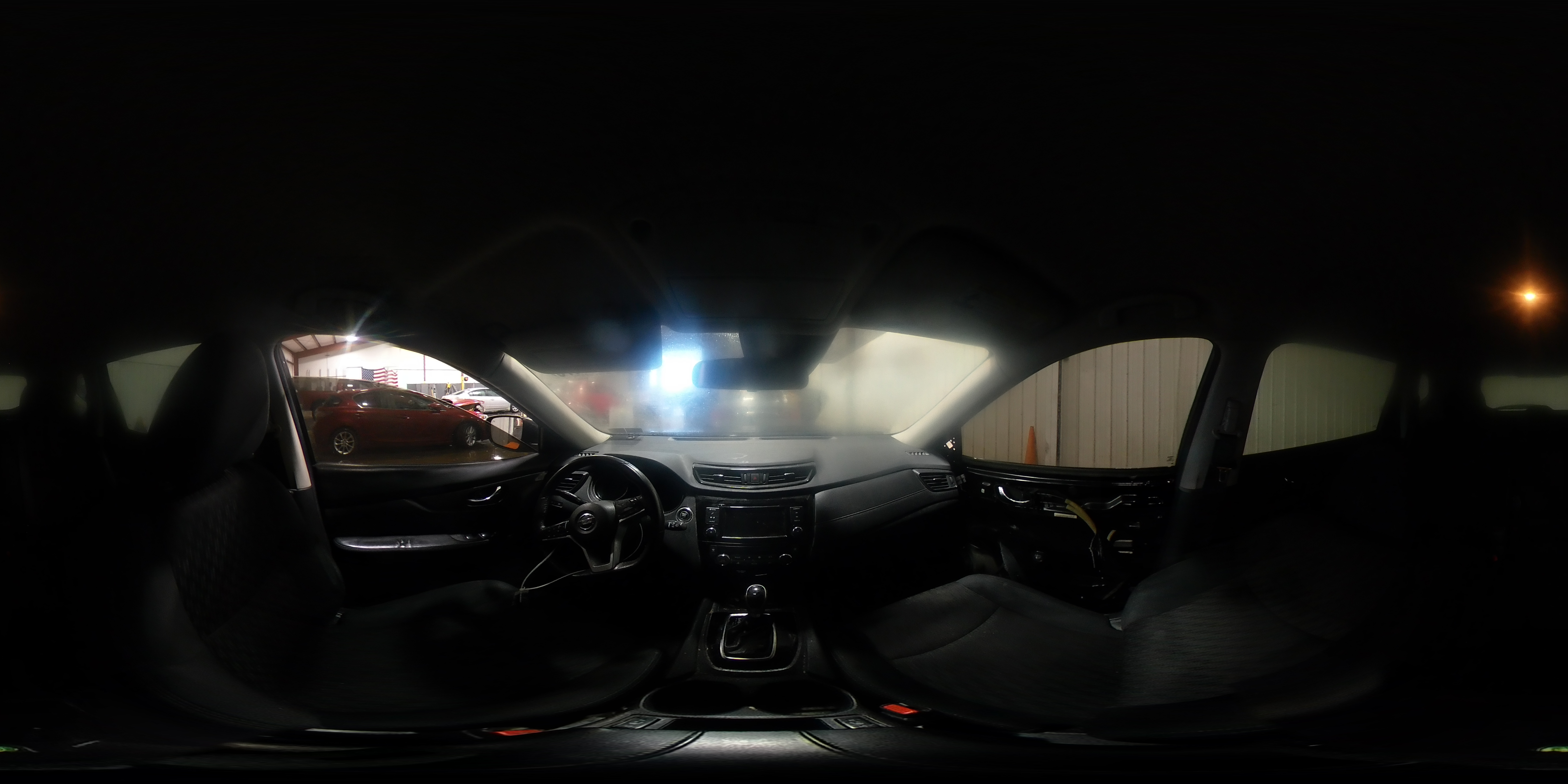 2019 Nissan Rogue - Image 16