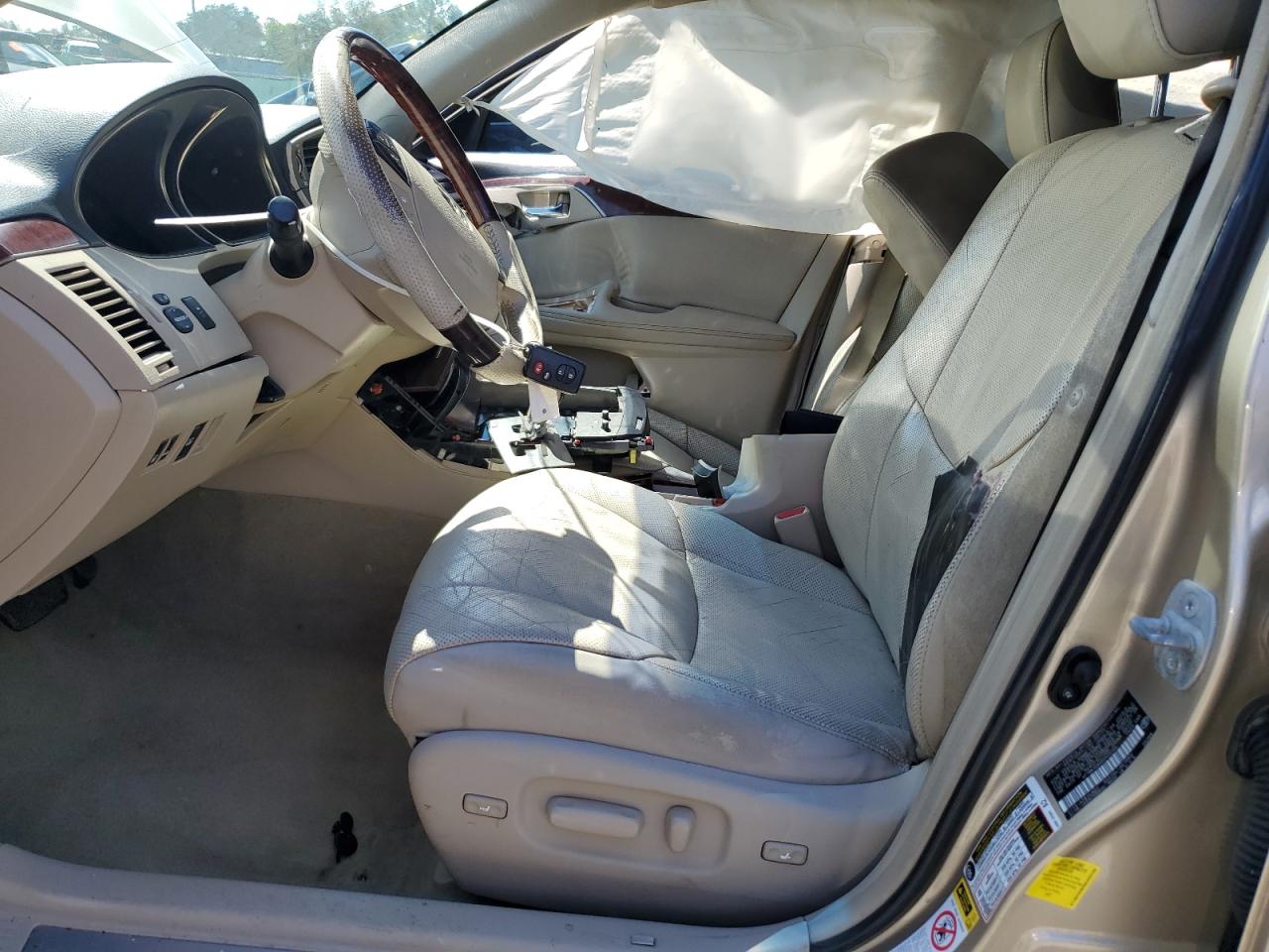 2011 Toyota Avalon - Image 7