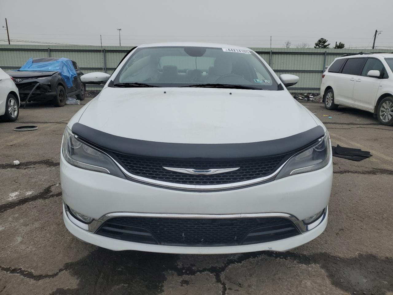 2015 Chrysler 200 - Image 5