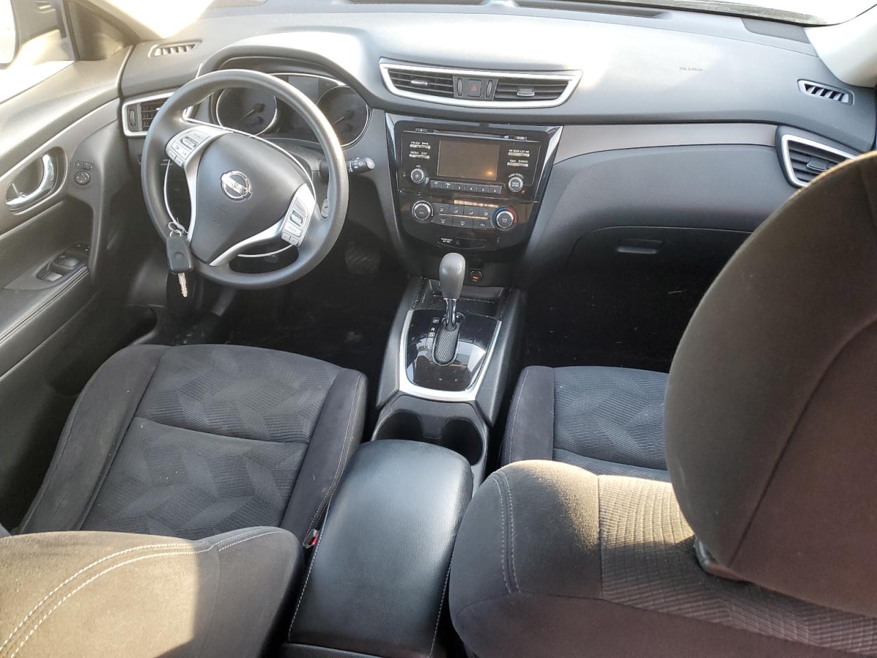 2016 Nissan Rogue - Image 8
