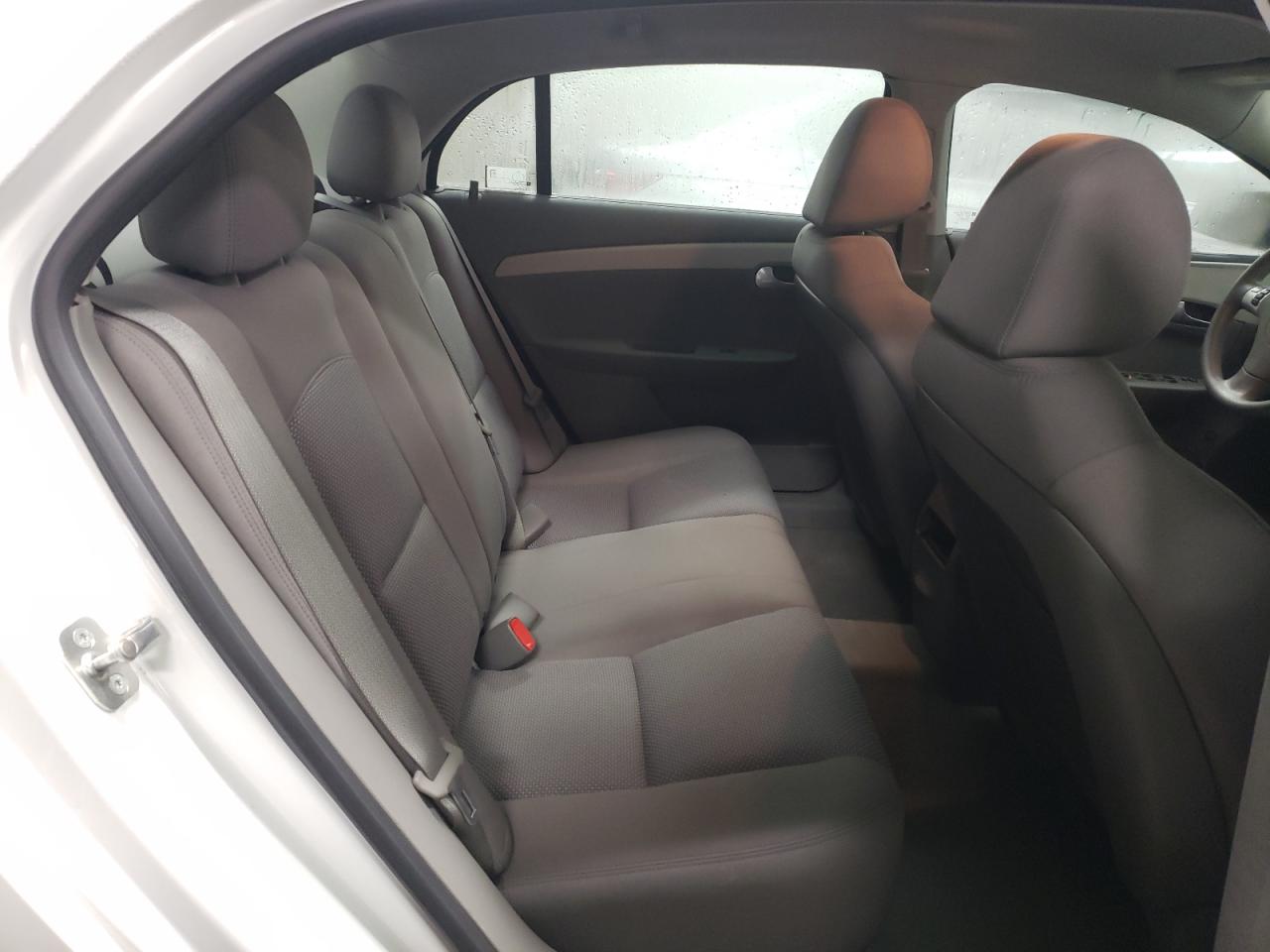 2012 Chevrolet Malibu - Image 10