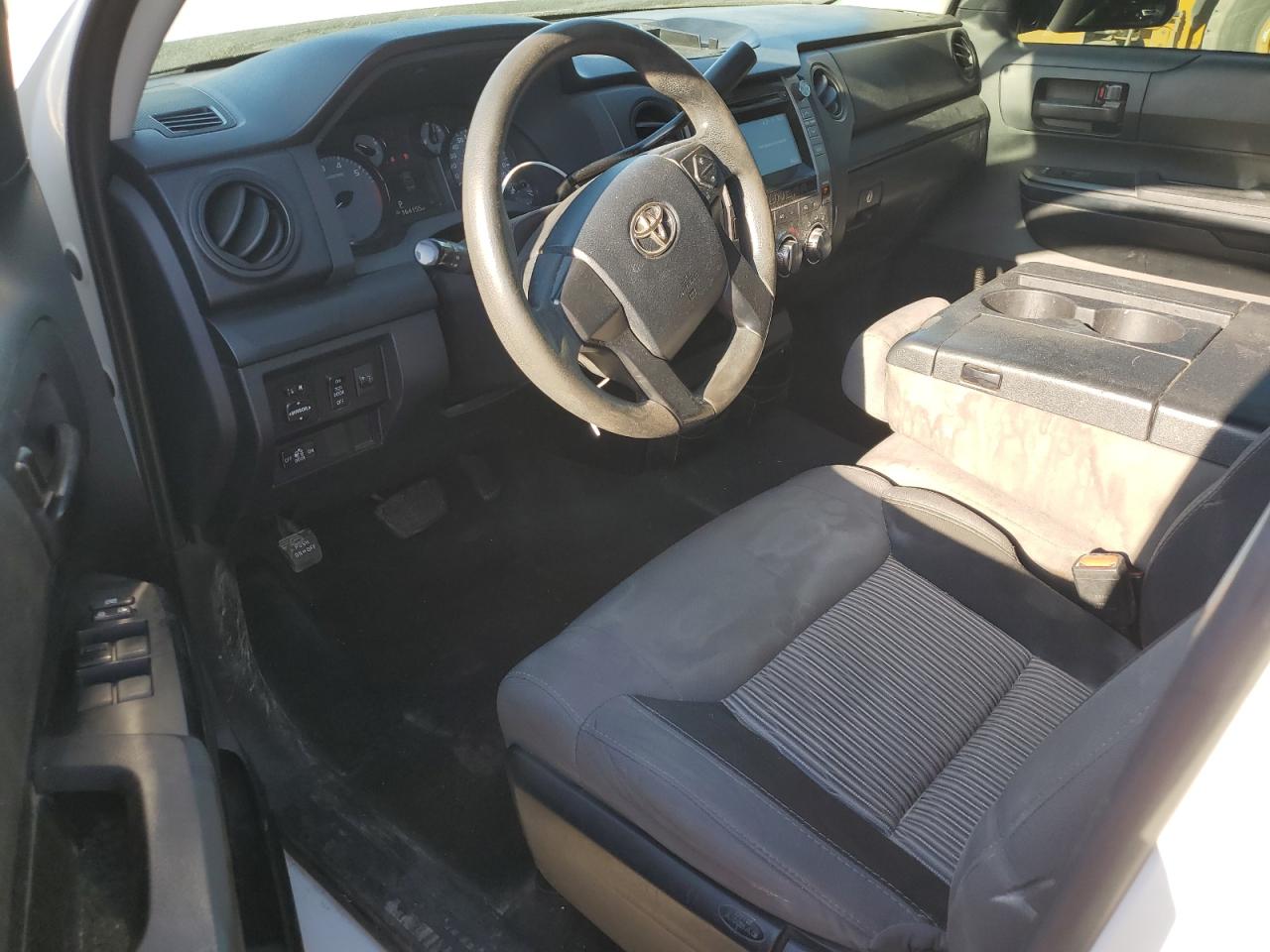 2017 Toyota Tundra - Image 8