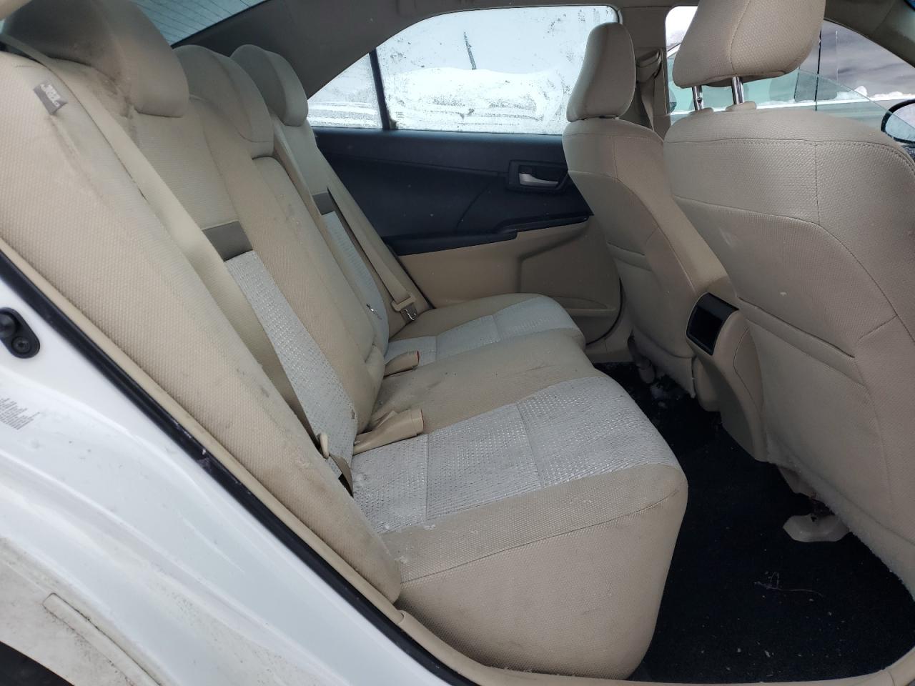 2012 Toyota Camry - Image 10
