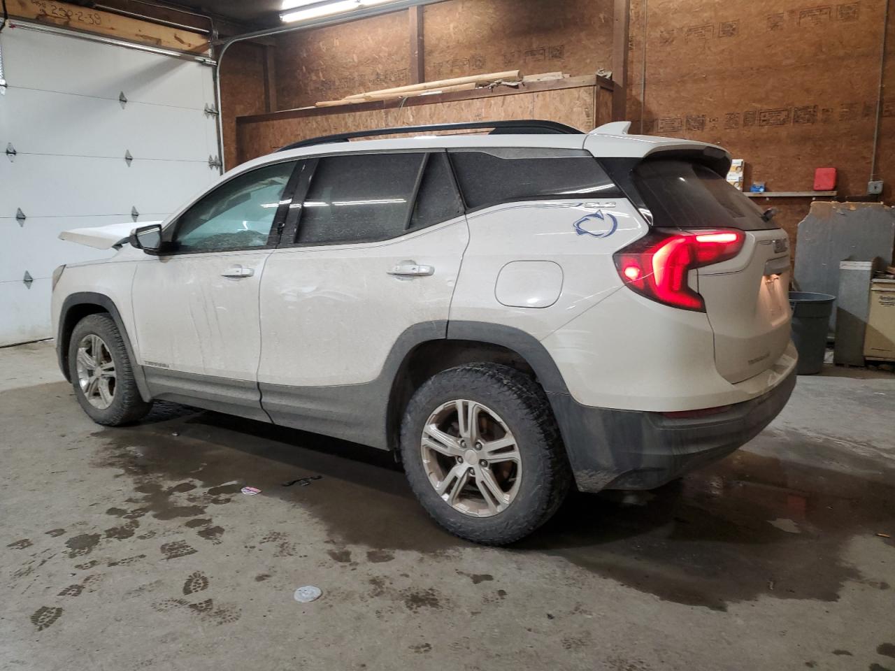 2019 GMC Terrain - Image 2
