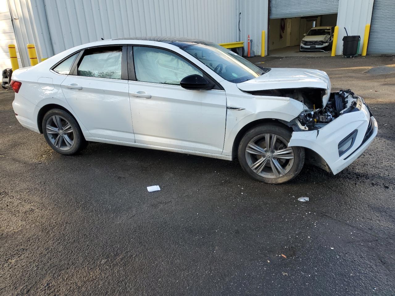 2019 Volkswagen Jetta - Image 4