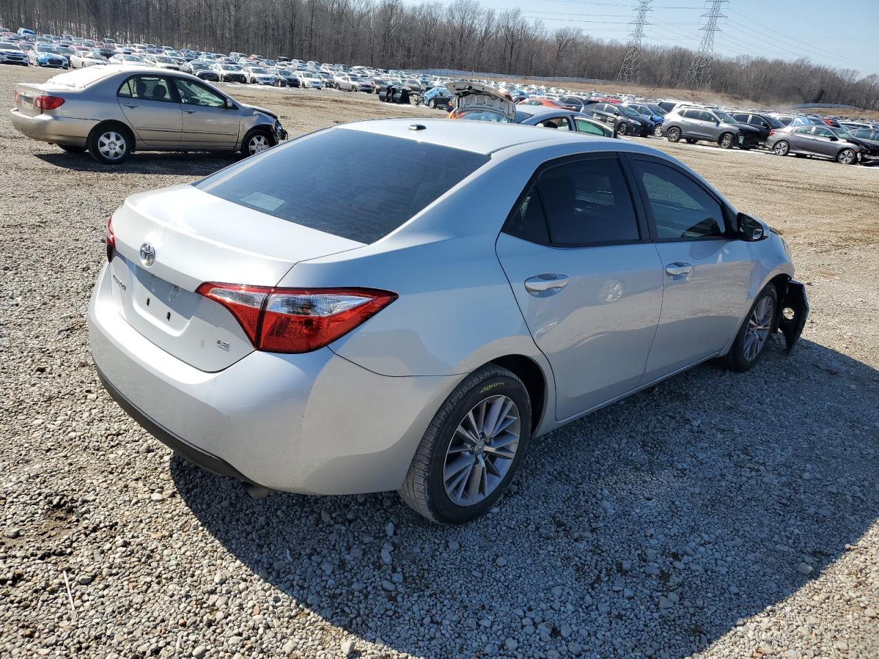 2015 Toyota Corolla - Image 3