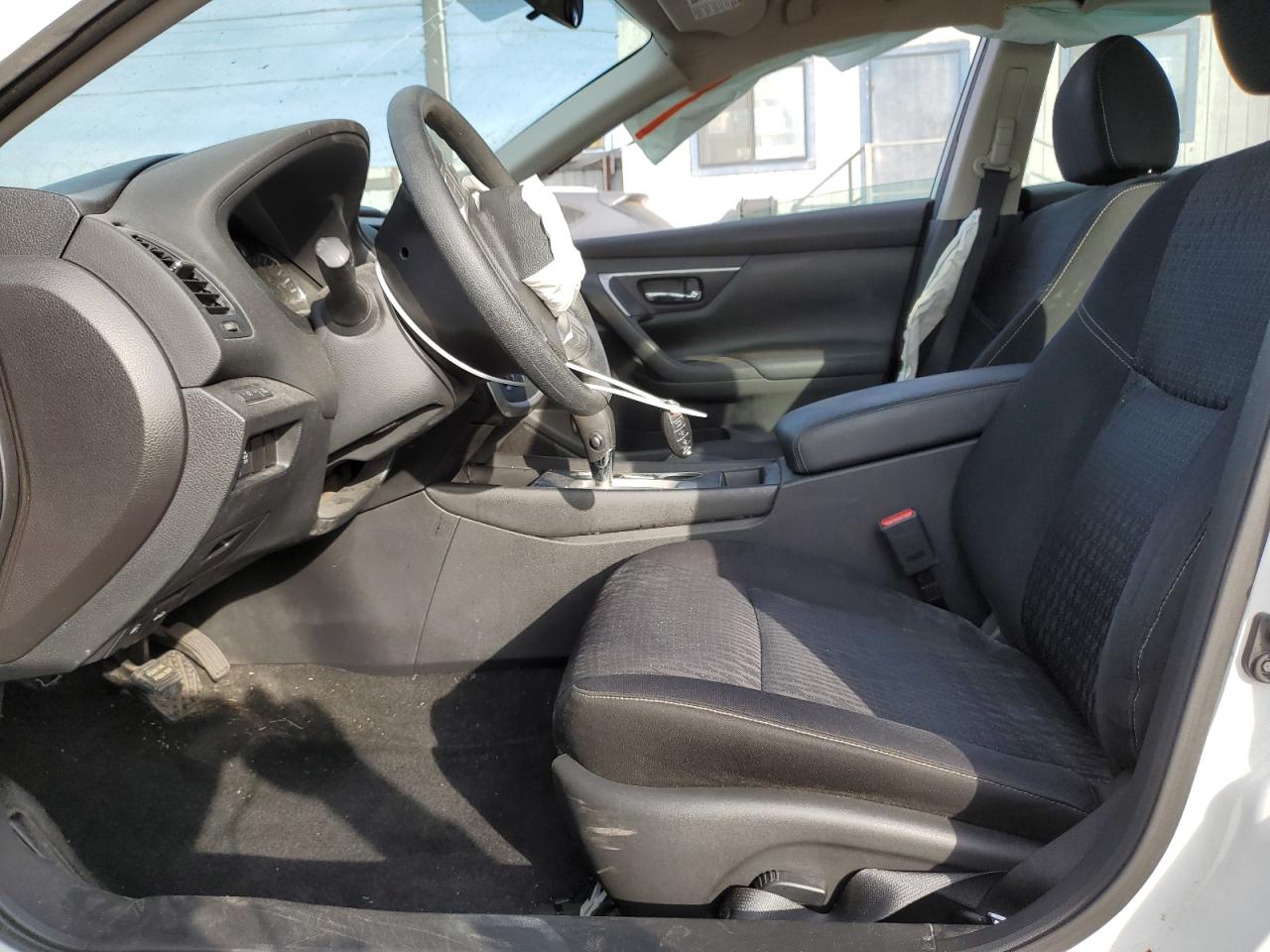 2016 Nissan Altima - Image 7