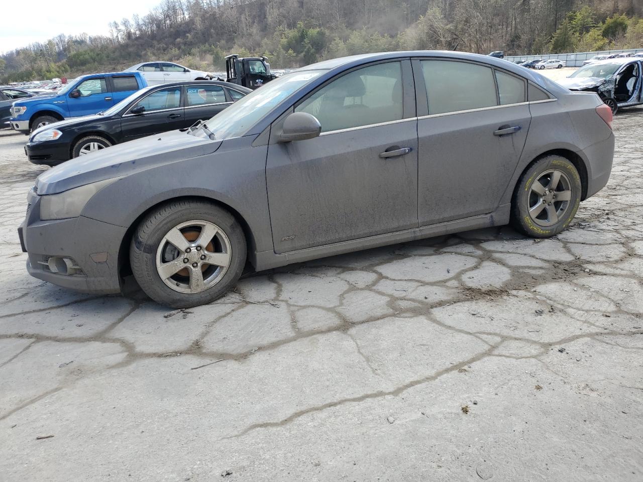 2013 Chevrolet Cruze Lt продається в Hurricane, WV - Water/Flood