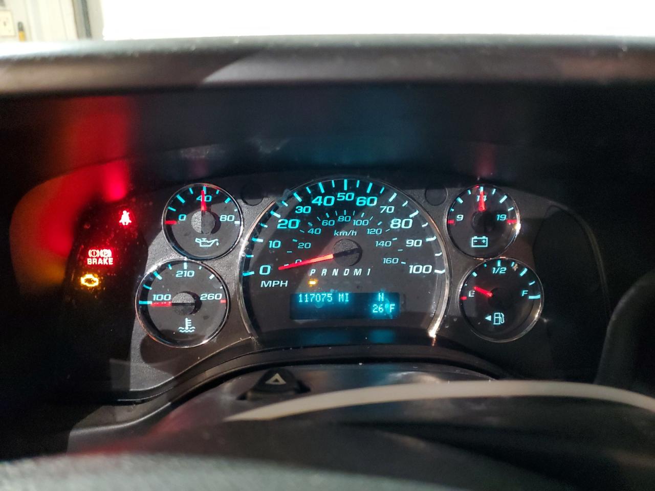 2014 Chevrolet Express - Image 9