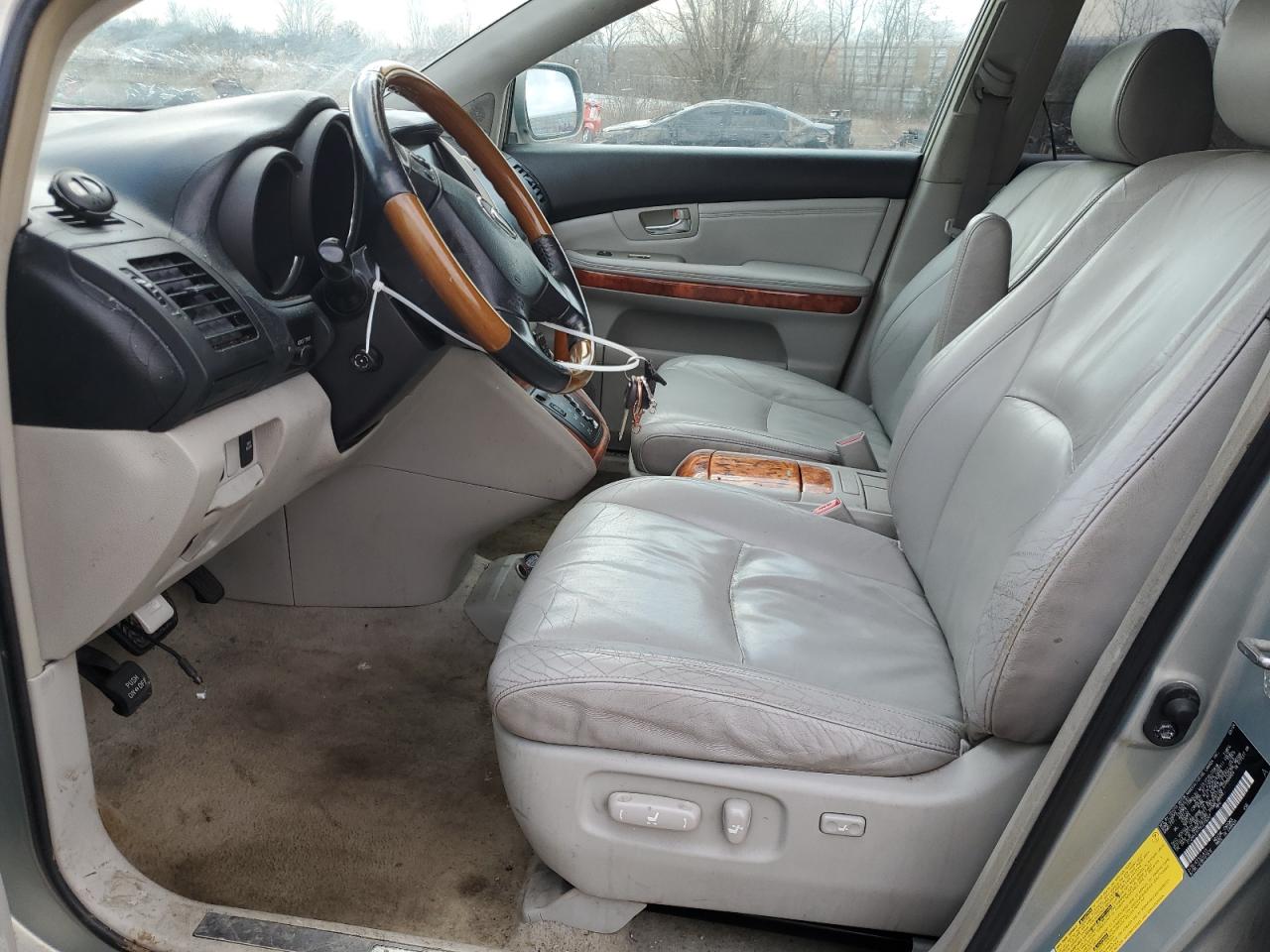 2004 Lexus RX - Image 7
