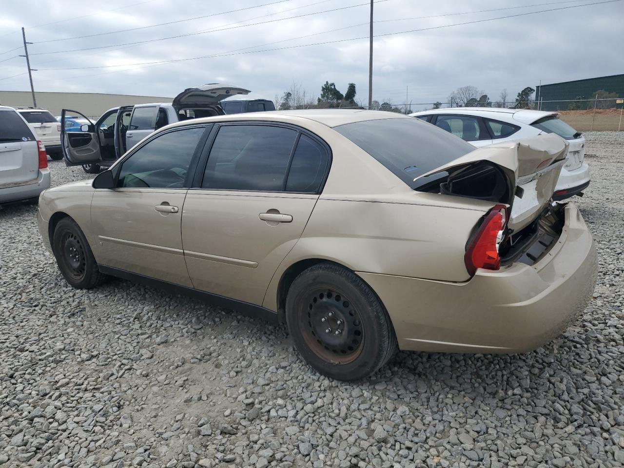 2007 Chevrolet Malibu - Image 2